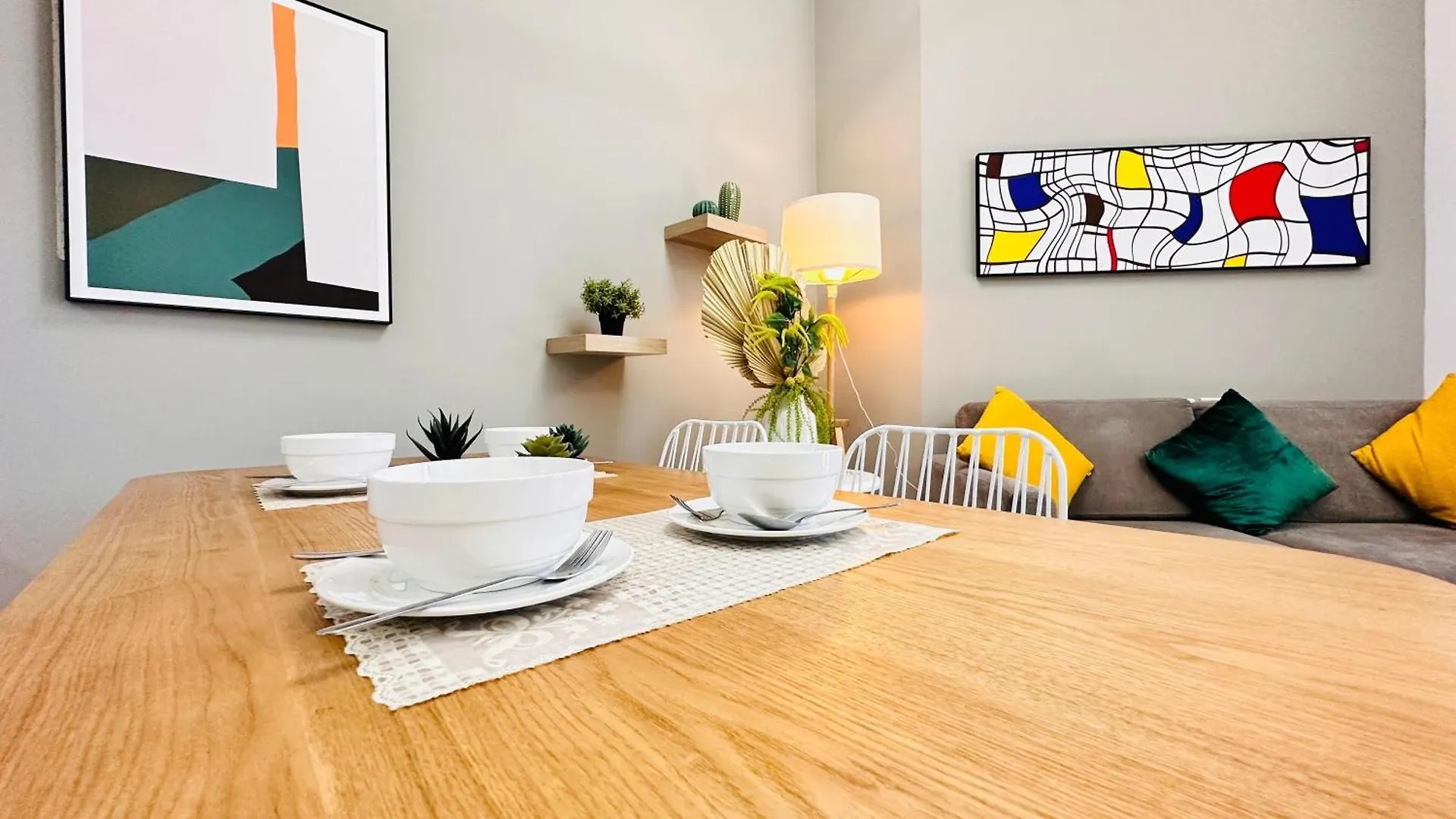 Oyo Home 1366 Standard One Bedroom Jvc Αμπού Ντάμπι 0*,  Ηνωμένα Αραβικά Εμιράτα