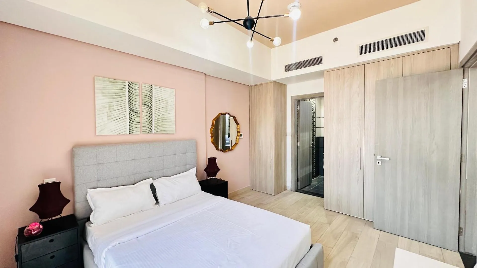 Oyo Home 1366 Standard One Bedroom Jvc Αμπού Ντάμπι Διαμέρισμα