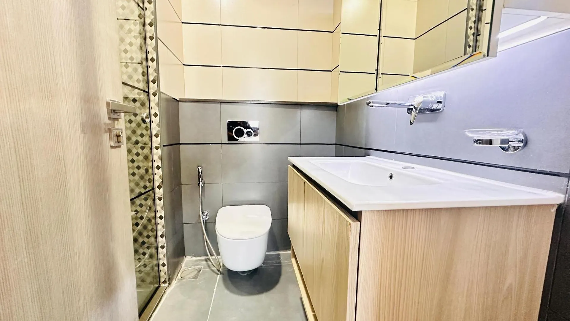 Διαμέρισμα Oyo Home 1366 Standard One Bedroom Jvc Αμπού Ντάμπι